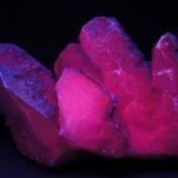 Calcita - Fluorescente
Huangshaping Mine, Guiyang Co., Chenzhou Prefecture, Hunan Province, China
20 x 17 cm
Luz UV onda corta (Autor: Daniel C.M.)