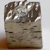 Pirita.
Navajún, La Rioja, España.
Medidas cristal: 2,6x2,5x2,4 cm. (Autor: Sergio Pequeño)