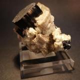 Schorl, Mica, Quartz, Albite
Baker Boulevard (level), Oceanview Mine, Pala, San Diego County, California, USA
7.5 x 7.5 cm (Author: Don Lum)