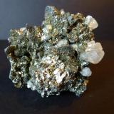 Marcasita y CalcitaReocín Mine, Reocín, Comarca Saja-Nansa, Cantabria, Spain5 x 5 cm. (Autor: javier ruiz martin)