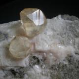 Calcita
Minas de La Florida,La Florida, Cantabria, España
23cm x 10 cm cristal mayor 4x3cm
detalle de los cristales (Autor: PabloR)