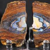 Opal
Yowah, Queensland, Australia
6.5 x 3.5 cm
Yowah Nut (Author: Don Lum)