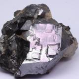 Galena, Esfalerita
Trep&#269;a, Kosovska Mitrovica, Kosovo
5 x 4 cm aprox.
Cristales cubo-octaédricos mostrando escalones de crecimiento helicoidal. (Autor: Iván Blanco (PDM))