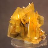 Wulfenite
79 Mine, Gila County, Arizona, USA
4.4 x 4.2 cm
ex-Bill Rudner (Author: Don Lum)