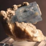 Aquamarine, Beryllonite, Muscovite
Yuan Yang, China
5.5 x 4.3 cm (Author: Don Lum)