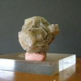 Aragonito 3,5cm
Villalcón, Burgos, España
3,5 cm (Autor: curro54)