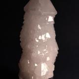 Quartz
Dalnegorsk, Russia
11.3 x 4.5 cm (Author: Don Lum)