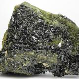 Epidote
Khowrin Mount, Kohandan (East of Tafresh), central Iran
19.5 x 15.4 x 11.5 cm (Author: vhairap)