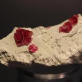 Beryl (var red Beryl)
Red Emerald Claim, Wah Wah Mountains, Beaver County, Utah, USA
5 x 3.2 cm (Author: Don Lum)