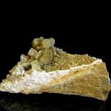 Pyromorphite
Santa Eufemia, Córdoba, Andalusia, Spain
6x2,5cm.
Aggregate of crystals; 4 cm (Author: DAni)