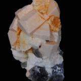 Microcline
Mas Ceber (Massabé) – Sils - La Selva – Girona – Catalonia - Spain
9x6,5 cm.
Main crystal: 3,2 cm (Author: DAni)