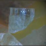 Fluorapatito
Mina Virgen de la Encina - Salas de los Barrios - Ponferrada - León - Castilla y León - España
pieza de 4 x 3 cm - cristal de la foto 2 mm
detalle (Autor: Mijeño)