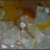 Fluorapatito
Mina Virgen de la Encina - Salas de los Barrios - Ponferrada - León - Castilla y León - España
pieza de 4 x 3 - cristal mayor 3 mm
detalle (Autor: Mijeño)