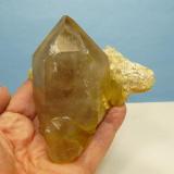 Quartz with rutile.
Van Rhynsdorp, Western Cape, South Africa.
105 x 90 x 44 mm (Author: Pierre Joubert)