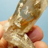 Quartz with rutile
Van Rhynsdorp, Western Cape, South Africa.
62 x 46 x 35 mm
Same as above. (Author: Pierre Joubert)