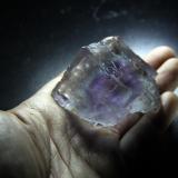 Fluorita
Mina La Viesca, Huergo, Zona minera de La Collada, Siero, Asturias, España
Cristal de 5x5cm (Autor: Raul Vancouver)