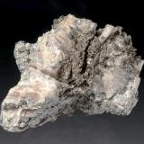 Silver
Sophia Mine, Böckelsbach valley, Wittichen, Schenkenzell, Black Forest, Baden-Württemberg, Germany
4,5x3,5x2 cm
Dendritic Silver in pinkish Baryte, from an old german mine. (Author: Simone Citon)