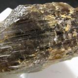 Crisoberilo
Mina Teófilo Otoni, Itabira, Minas Gerais, Brasil
55 x 26 x 21 mm. (Autor: José Luis Zamora)