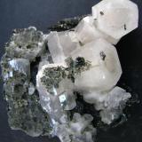 Calcita
El Hamman, Meknes, Marruecos.
67 x 67 x 33 mm. (Autor: José Luis Zamora)