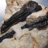 Schorl (Tourmaline group)
Cherokee County, North Carolina, USA
7cm x 15 cm x 7cm (Author: gemlover)