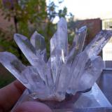 Cuarzo
Los Arenales, Cáceres, Extremadura, España
4 cm el cristal más largo.
Composición de 12 puntas de cuarzo unidas sobre un soporte. (Autor: Cristalino)