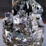 Ferro-Actinolita
Cantera El Negral, Pozo Alcón, Jaén, Andalucía, España.
58 x 32 mm. (Autor: José Luis Zamora)