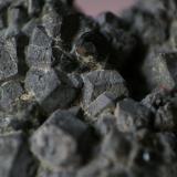 Granate
Burguillos del Cerro, Badajoz, Extremadura, España
4 x 4 x 3 cm
Ancho de la imagen 1 cm (Autor: DavidSG)