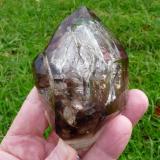 Smoky quartz
Brandberg, Namibia
95 x 64 x 56 mm
Same as above. (Author: Pierre Joubert)