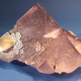 Fluorite, Calcite
Elmwood Mine, Smith County, Tennessee, USA
11.7 x 10.8 x 7.3 cm (Author: Don Lum)