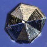 Rutile Eightling Twin
Magnet Cove, Hot Spring County, Arkansas, USA
10 x 9 mm (Author: Don Lum)