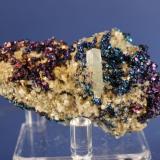 Chalcopyrite, Dolomite, Calcite
Sweetwater Mine, Viburnum Trend District, Reynolds County, Missouri, USA
7.0 x 4.1 x 2.5 cm (Author: Don Lum)