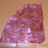 Spodumene variey kunzite
Pech, Kunar Province, Afghanistan
6 x 4.3 cm
Kunzite floater with double termination (Author: Don Lum)