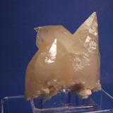 Calcite
Elmwood Mine, Smith County, Tennessee, USA
9.7  x 7.0 cm (Author: Don Lum)