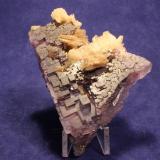 Fluorite, Barite
Annabel Lee Mine, Harris Creek Sub-district, Illinois-Kentucky Fluorspar District, Hardin County, Illinois, USA
8.4 x 6.3 cm
ex Ross C. Lilly (Author: Don Lum)