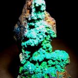 Conicalcita y Duftita
Mina Ojuela, Mapimí, Durango, México.
85x45 mm. (Autor: Jesus Franquesa Baucells)