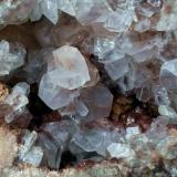 Calcita
Mina San Salvador/Aldea Moret, Cáceres capital, Extremadura, España
6 x 4 cm la pieza, cristales de unos 6 mm. (Autor: Cristalino)