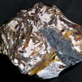 Astrophyllite, Aegirine
Khibiny Massif, Kola Peninsula, Russia
11 x 7 x 4,5 cm (Author: kakov)
