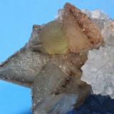 Calcite, Fluorite, Quartz
Nasik, Maharashtra State, India
12 x 6 cm (Author: Don Lum)