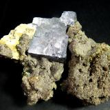 Galena y Calcita.
Mina Deardorff, Hardin Co. Illinois, USA
90x60 mm. (Autor: Jesus Franquesa Baucells)