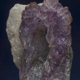 Quartz (var amethyst)
Karur District, Tamil Nadu, India
12.2 x 9.0 cm (Author: am mizunaka)