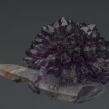 Quartz (var amethyst)
Karur District, Tamil Nadu, India
4.6 x 3.8 cm. 
Side View (Author: am mizunaka)