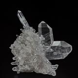 Quartz
Gunyahang quartz mine, Sankhuwasabha District, Kosi Zone, Nepal
7.3 cm x 7.2 cm (Author: am mizunaka)