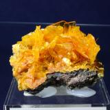 Wulfenite, Mimetite
San Francisco Mine, Cerro Preto, Cucurpe, Mun de Cucurpe, Sonora, Mexico
6.2 x 4.0 cm (Author: Don Lum)