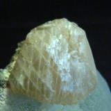 Prehnita
Cerro las Culebras, Cantera Oficarsa, Carchelejo, Cárcheles, Jaén, Andalucía, España
3 x 4 x 2 cm.
Detalle cristal de calcita: 1 x 1,5 x 1,5 cm. (Autor: Felipe Abolafia)