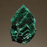 Malachite
Sir Dominick Mine, Arkaroola Region, Flinders Ranges, South Australia, Australia
1.2 x 1.9 cm
a velvety malachite pseudomorph after azurite. (Author: crosstimber)