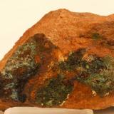 Olivenita -
Mina Lealtad - Barranc de la Bellota - Serra d’Espadan - Xòvar - Alt Palancia - Castelló - Comunitat Valenciana - España -
8,7 x 5,1 x 5,0 cm (Autor: Martí Rafel)
