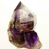 Quartz variety amethyst
Brandberg Area, Erongo, Namibia
28 x 16 x 15 mm
Same as above. (Author: Pierre Joubert)