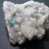 Fluorita y calcita<br />Pedrera Berta, Turó de Can Domènech, Serra de Roques Blanques, Sant Cugat del Vallès-El Papiol, Comarca Vallès Occidental / Baix Llobregat, Barcelona, Cataluña / Catalunya, España<br />5 x 5 cm.<br /> (Autor: prcantos)