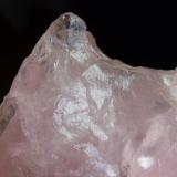 Cuarzo (variedad rosa)Mina Alba II, Oliva de Plasencia, Mancomunidad Trasierra-Tierras de Granadilla, Cáceres, Extremadura, España6 x 6 cm (Autor: javier ruiz martin)