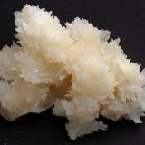 Aragonito<br />Canteras de Mármol, Macael, Comarca Valle del Almanzora, Almería, Andalucía, España<br />56 x 47 x 36 mm.<br /> (Autor: José Luis Zamora)